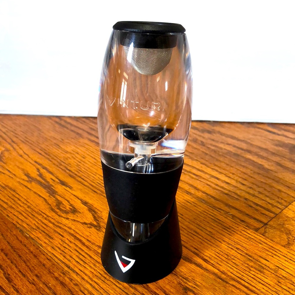 Vinturi Red Wine Aerator includes enhanced base flavors with a smoother!!
